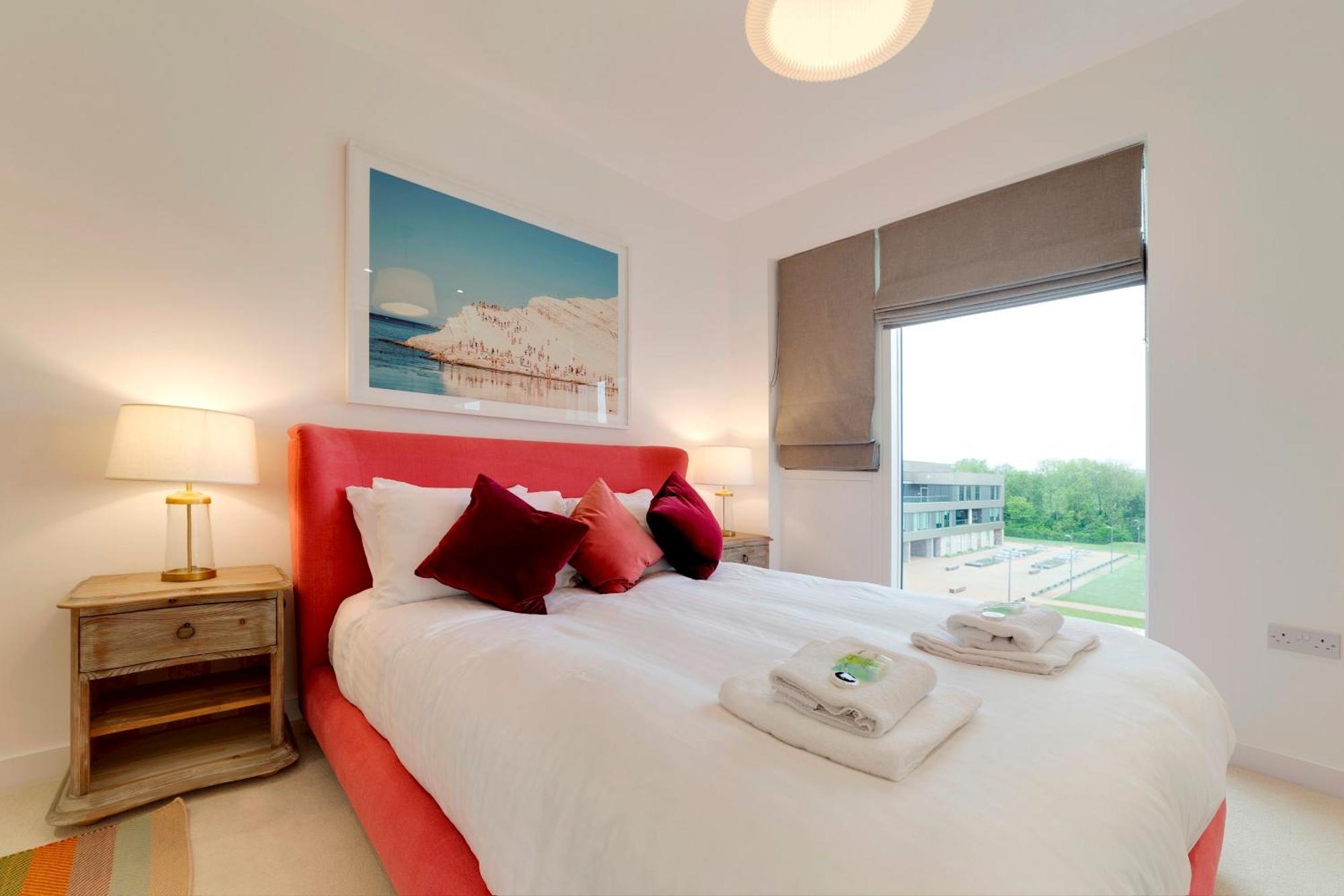 Pass The Keys Stunning And Spacious Modern Flat - Own Car Park Cambridge-i reptér Kültér fotó